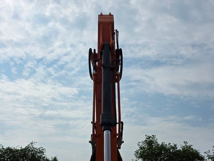 2021-jcb-1cxt-image-62