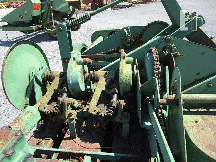john-deere-24t-image-5