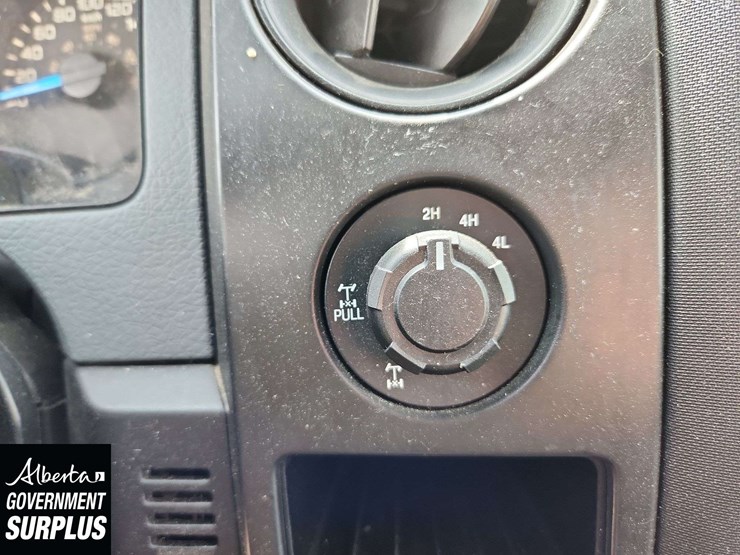 2014-ford-f150-image-13