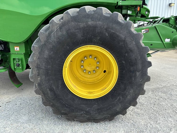 2015-john-deere-s680-image-38
