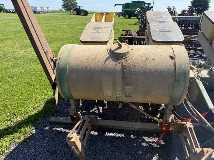 john-deere-7000-image-7