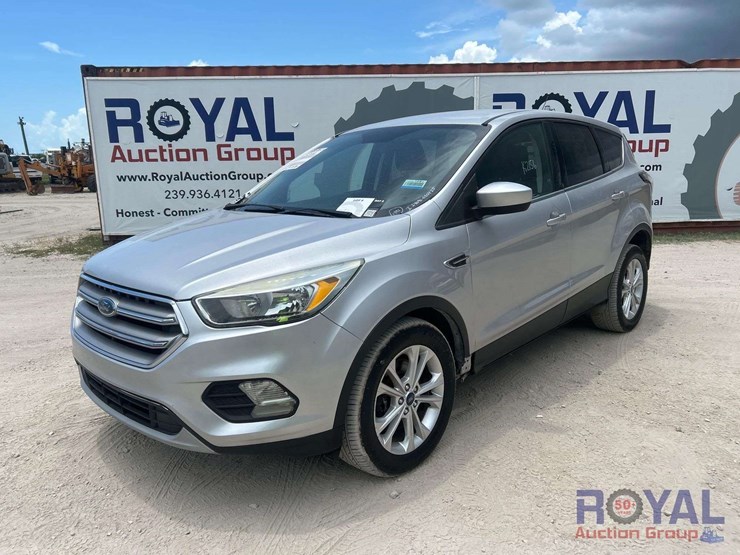2017-ford-escape-image-1