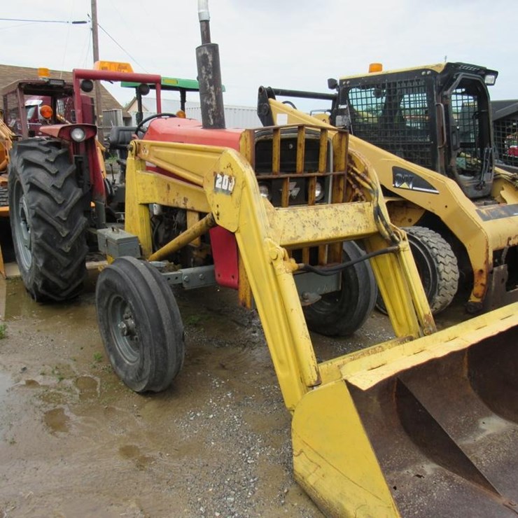 MASSEY-FERGUSON 275