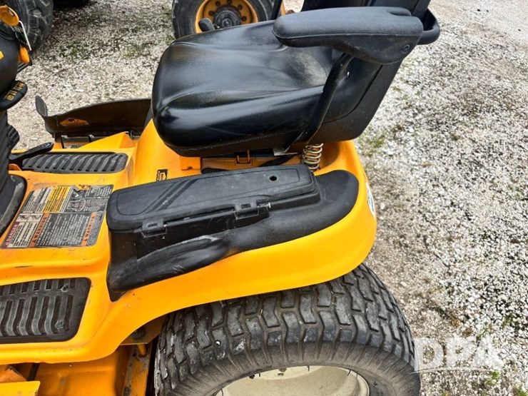 cub-cadet-gt1554-image-19