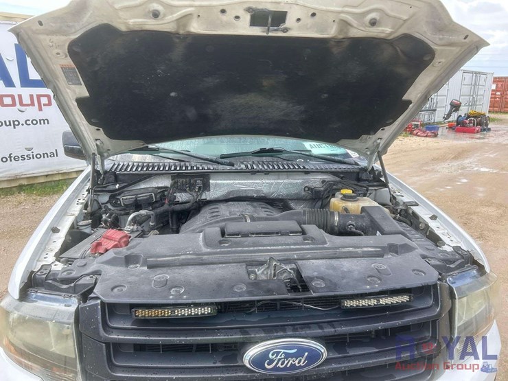 2017-ford-expedition-image-8