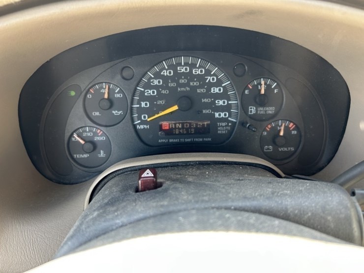 1999-chevrolet-astro-image-24