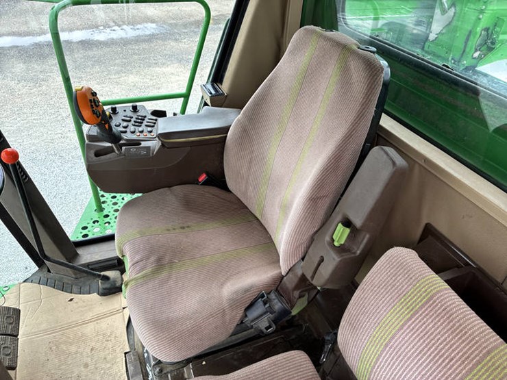 2002-john-deere-9750-image-100