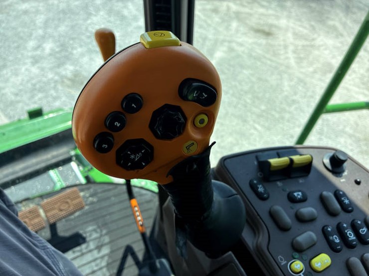 2003-john-deere-9650-sts-image-112