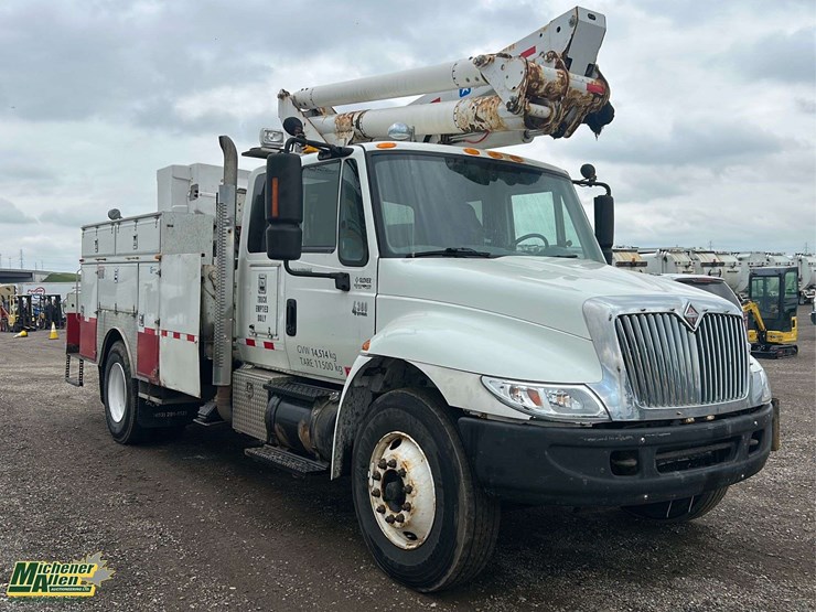 2006-international-durastar-4300-image-23