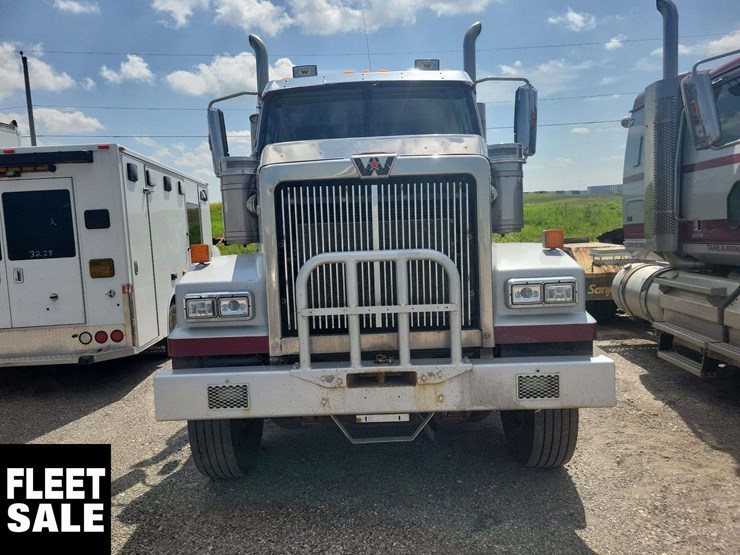 2014-western-star-4900-image-19