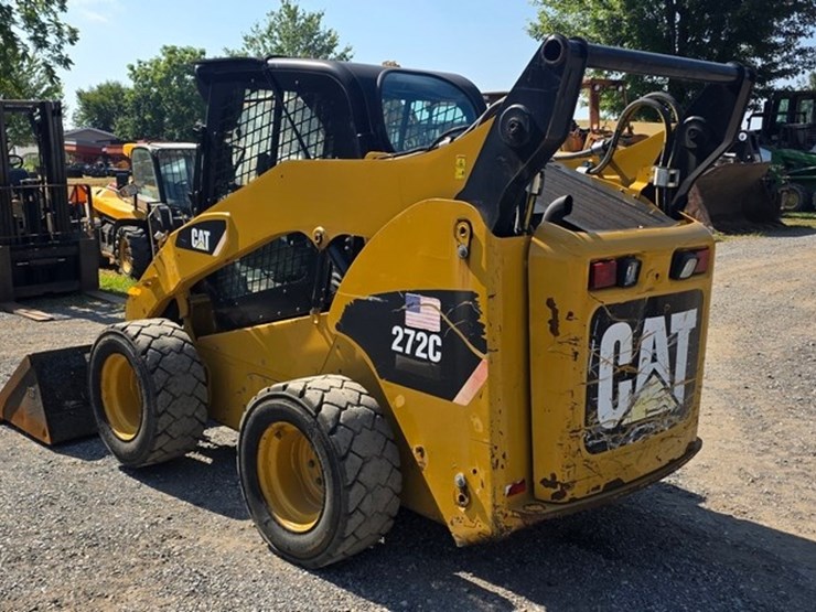 2012-caterpillar-272c-image-4
