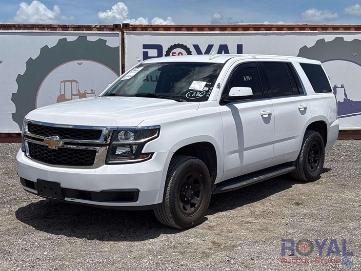 2019-chevrolet-tahoe-image-1