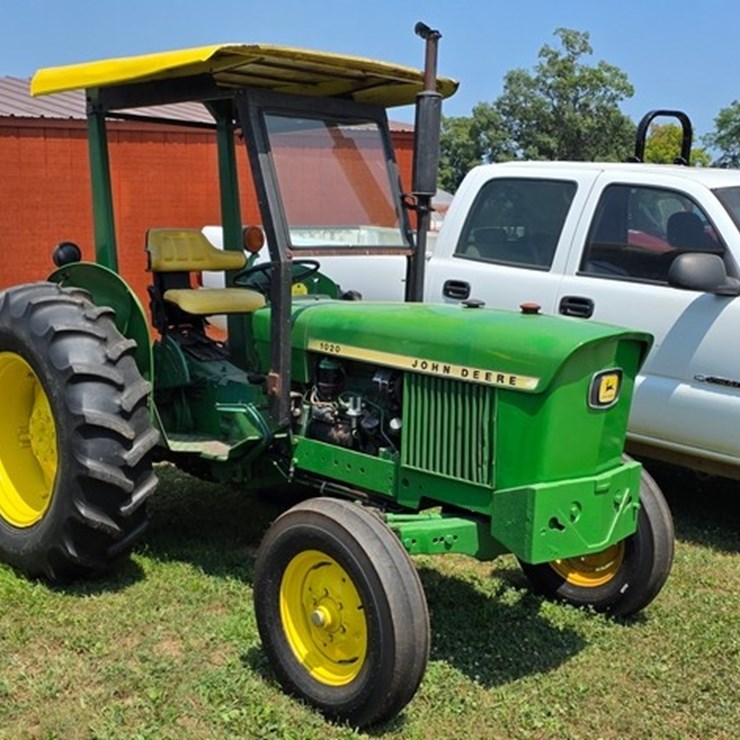 JOHN DEERE 1020