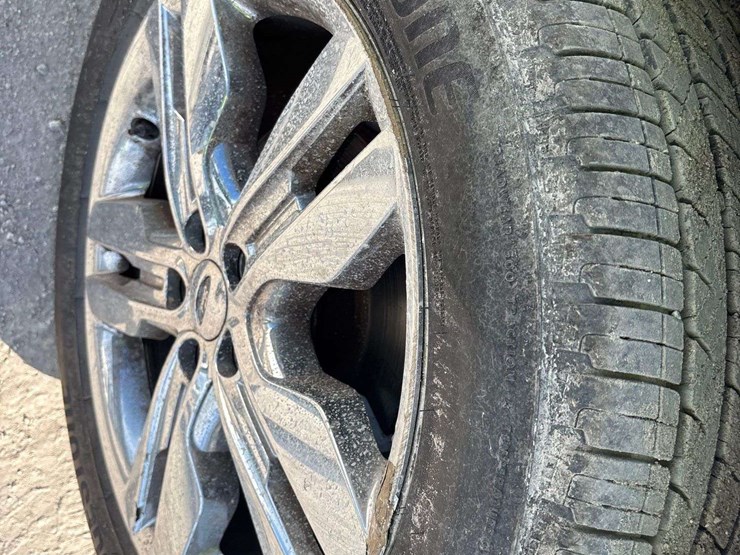 2012-ford-edge-image-24