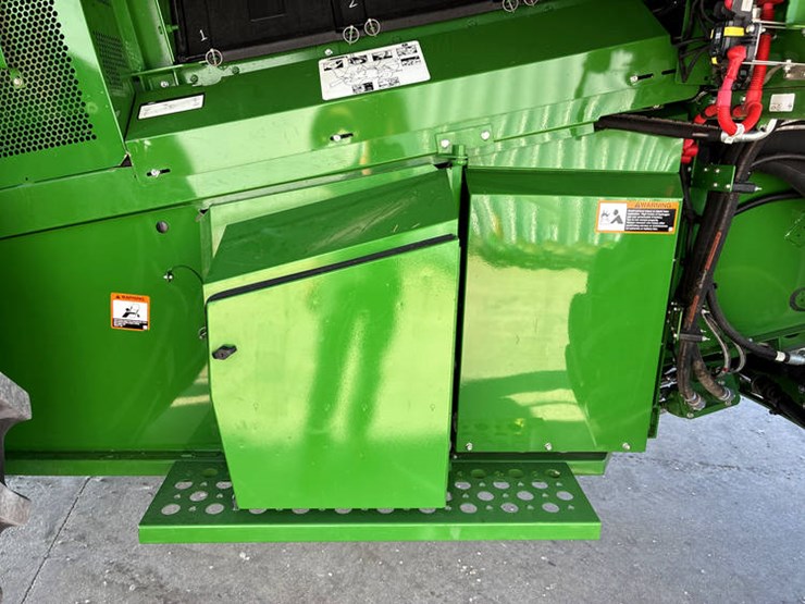 2024-john-deere-s780-image-48