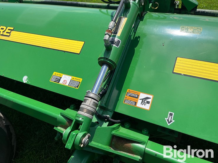 2013-john-deere-120-image-18