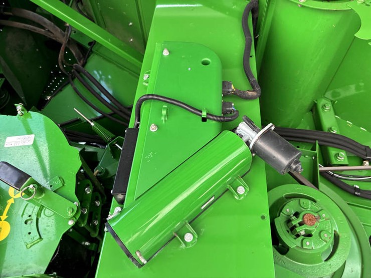 2015-john-deere-s680-image-86