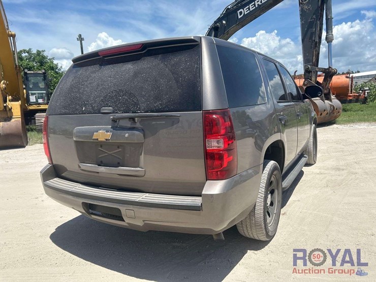 2014-chevrolet-tahoe-image-3