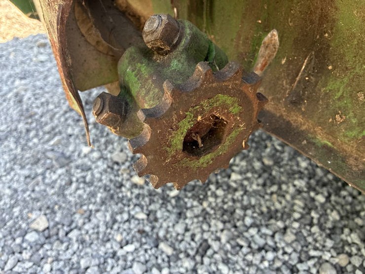 john-deere-444-image-18