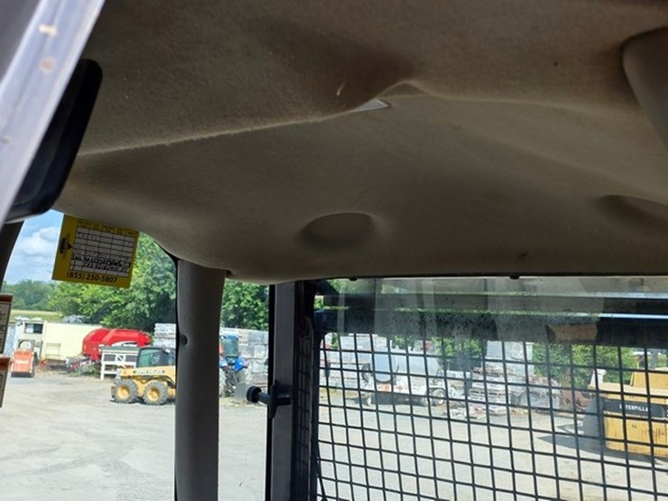 2012-case-850l-xlt-image-65