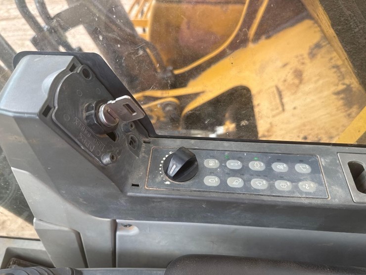 caterpillar-349fl-image-37