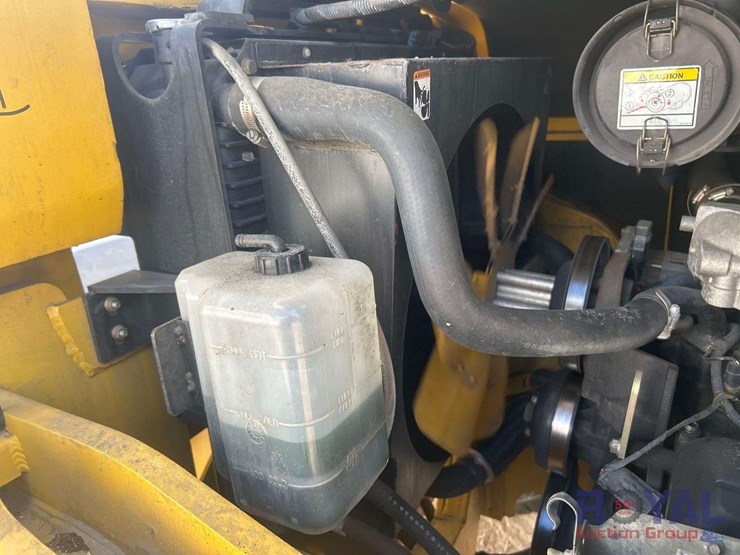 yale-veracitor-135vx-yale-12,150lb-forklift-image-23