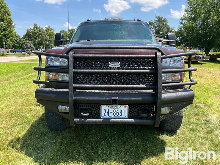 2006-chevrolet-silverado-2500-image-2