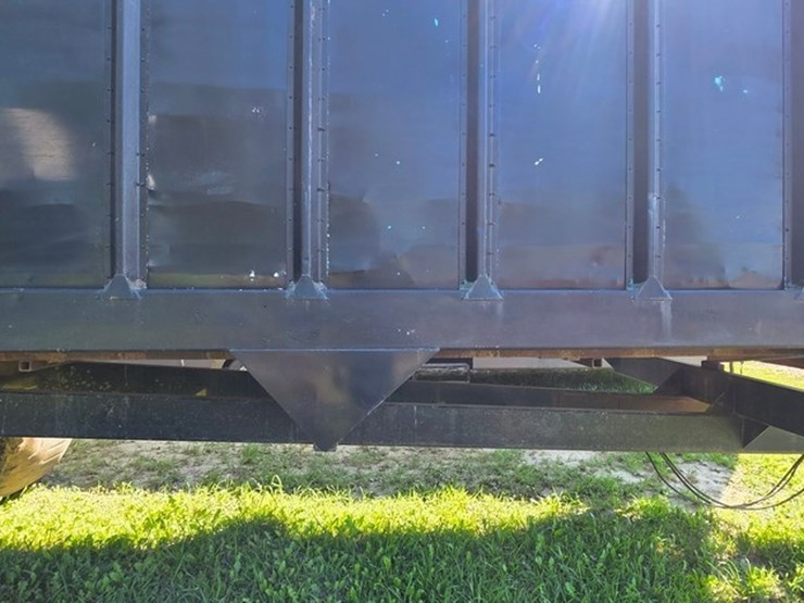 tandem-axle-silage-cart-image-8