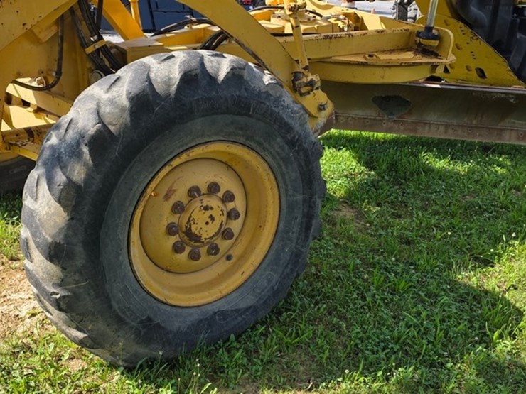 2009-caterpillar-140m-vhp-image-6