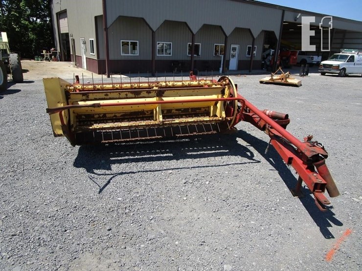 new-holland-472-image-1
