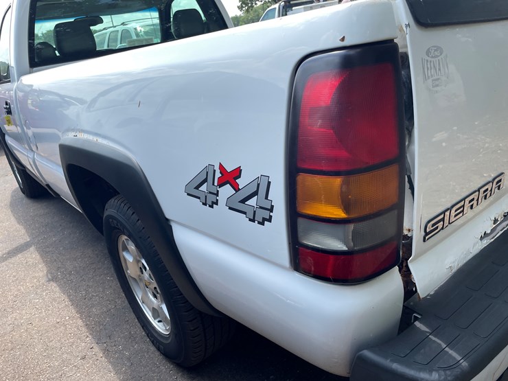 2006-gmc-1500-image-24