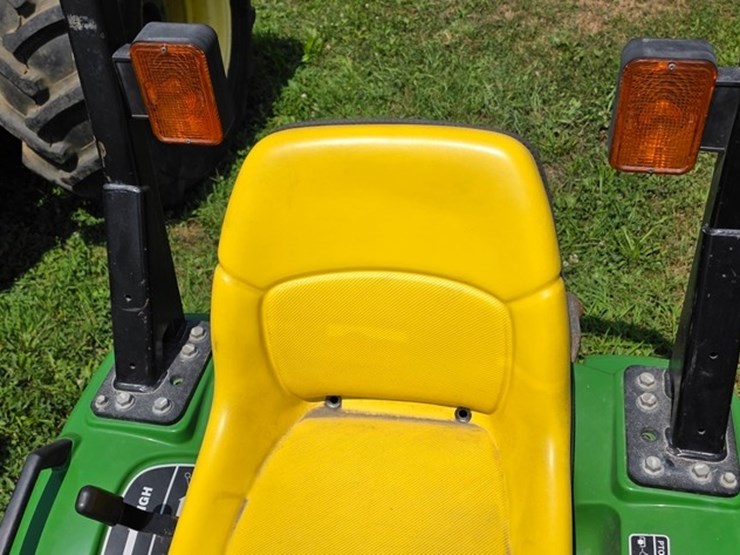 john-deere-2210-image-35