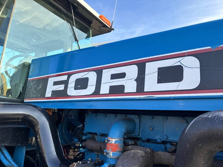 1990-ford-846-image-21