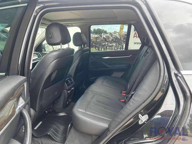 2016-bmw-x5-image-19