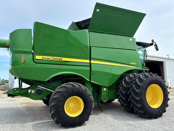 2017-john-deere-s680-image-3