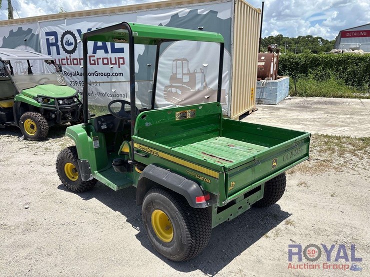 john-deere-gator-image-4