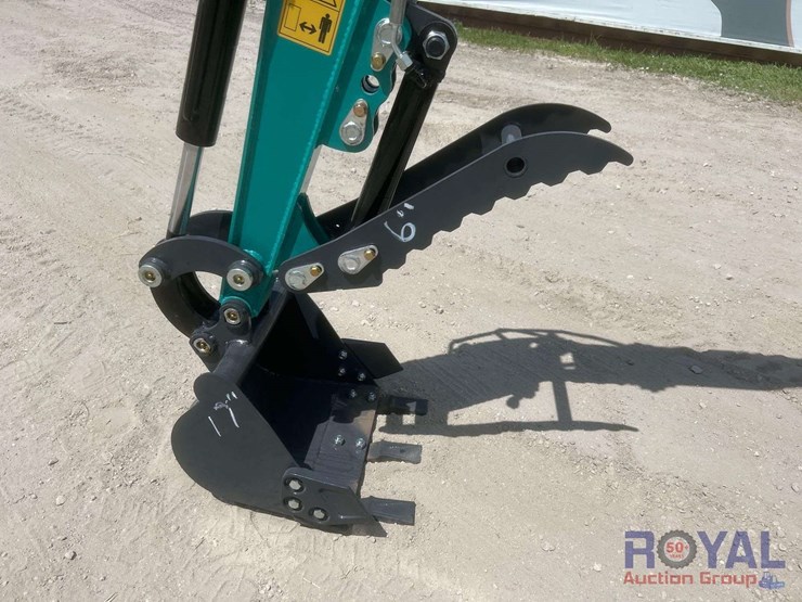 unused-2025-cfg-qk16r-mini-excavator-image-6