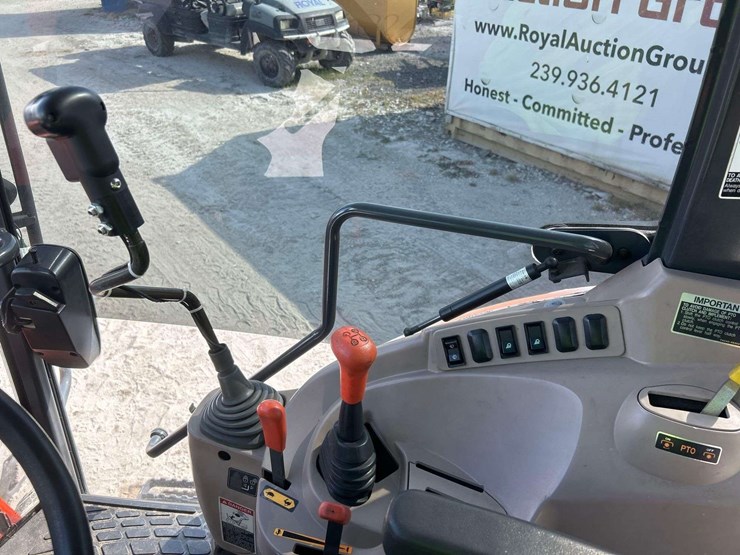 2007-kubota-m5040d-image-25