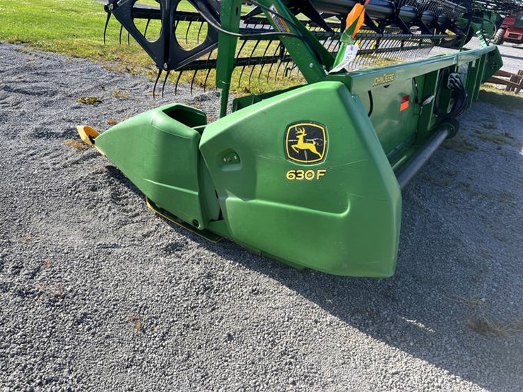 2010-john-deere-630f-image-3