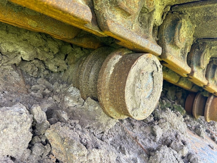 caterpillar-336-image-16