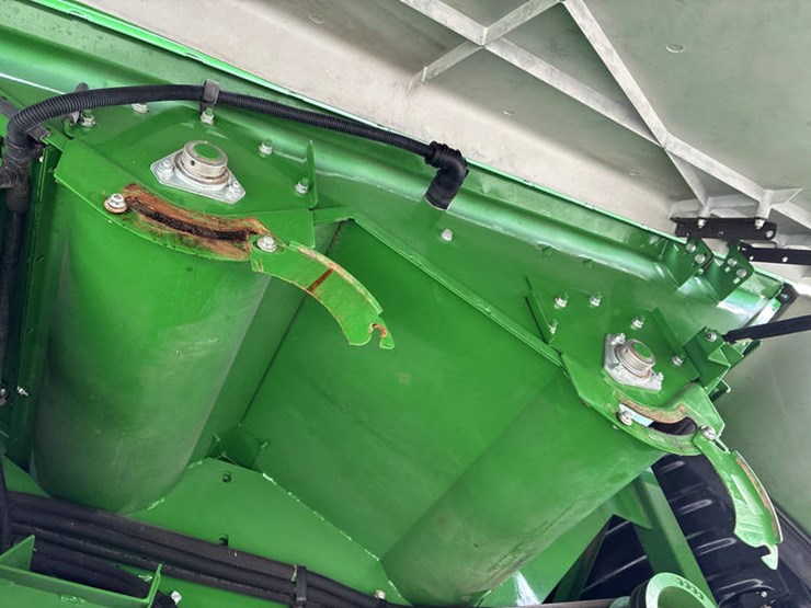 2015-john-deere-s680-image-100
