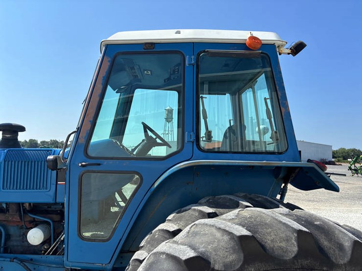 ford-tw25-image-23