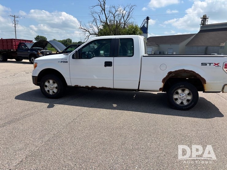 2011-ford-f150-image-12