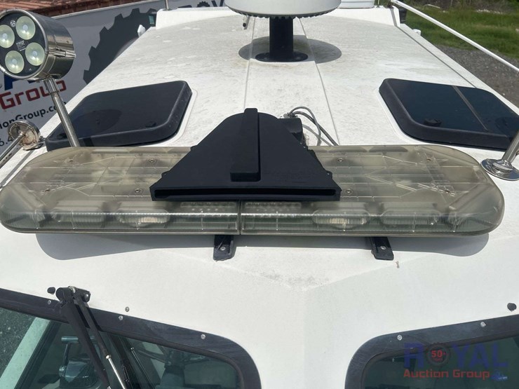 2007-brunswick-challenger-27ft-fire-rescue-boat-with-tri-axle-boat-trailer-image-40
