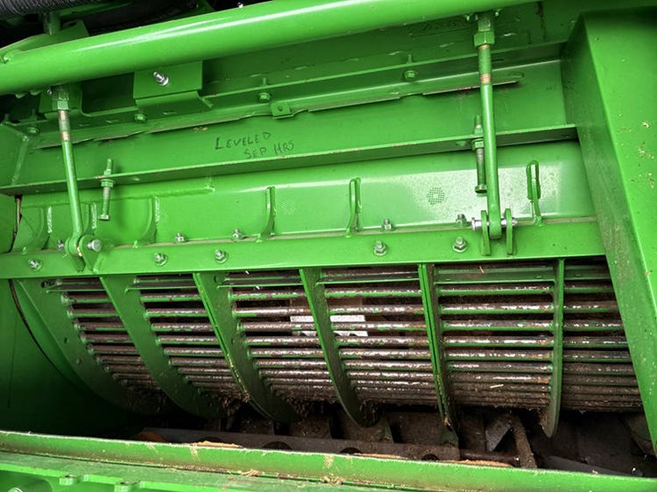 2015-john-deere-s680-image-69