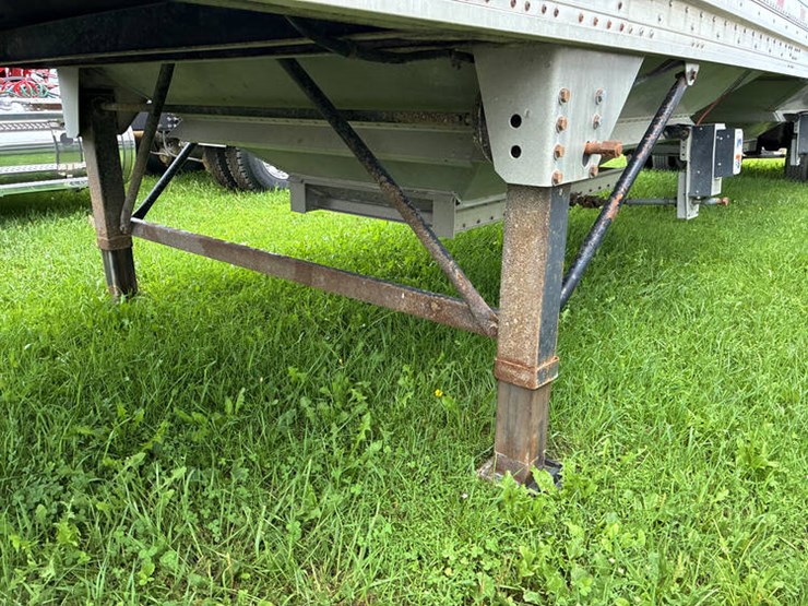 2009-stoughton-hopper-image-13