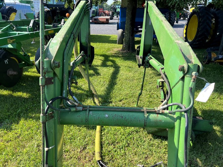 john-deere-148-image-5
