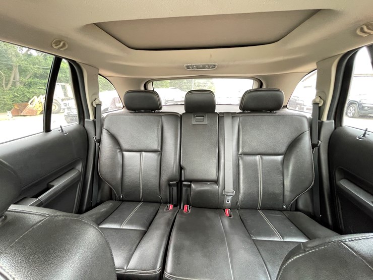 2010-ford-edge-image-61