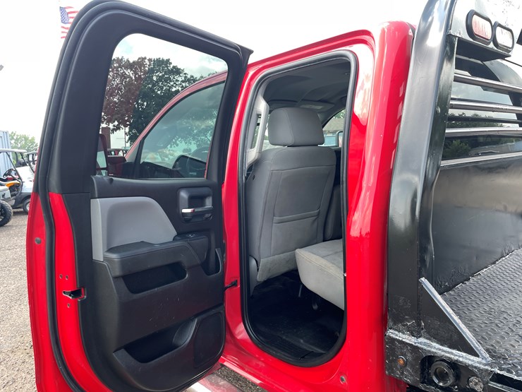 2019-chevrolet-silverado-2500-image-70