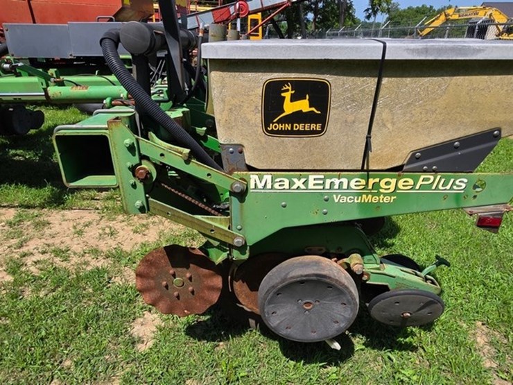 john-deere-1770-image-22